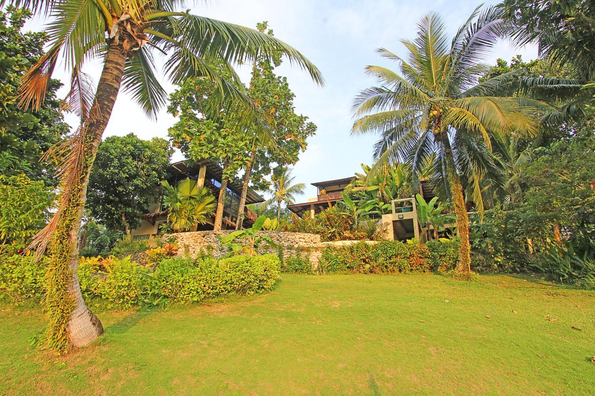 Villa Maya General Luna  Luaran gambar