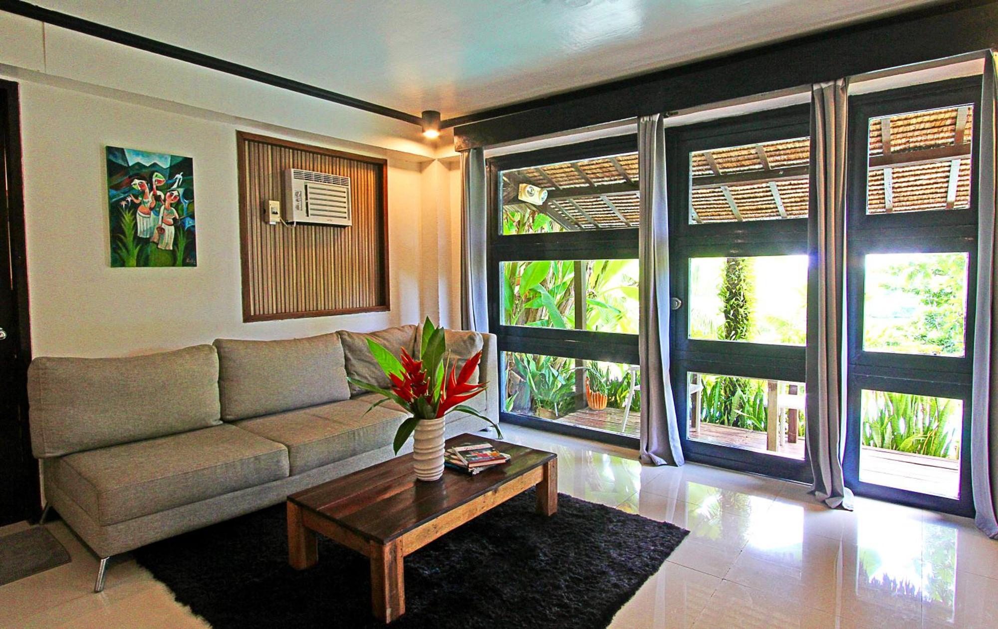 Villa Maya General Luna  Luaran gambar